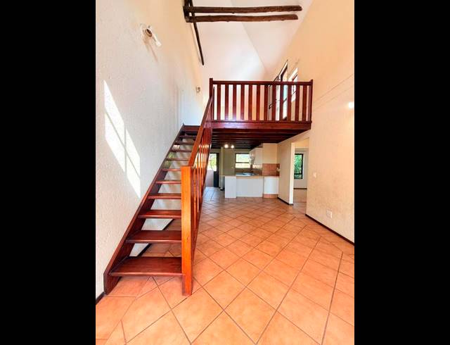 2 BEDROOM APARTMENT FOR SALE IN SUNNINGHILL